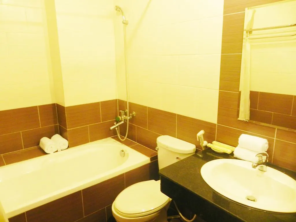 Sunny Beach Hotel & Apartment Da Nang 3*,