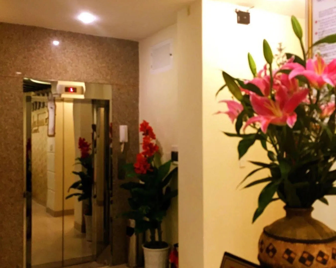 Sunny Beach Hotel & Apartment Da Nang