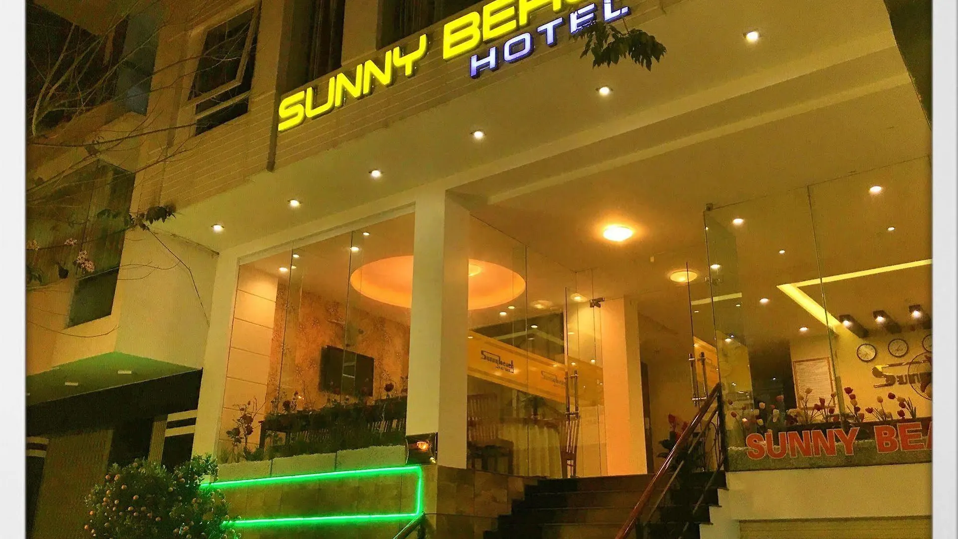 Sunny Beach Hotel & Apartment Da Nang 3*,