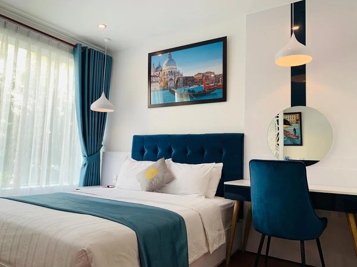 Sunny Beach Hotel & Apartment Da Nang 3*,  Vietnam