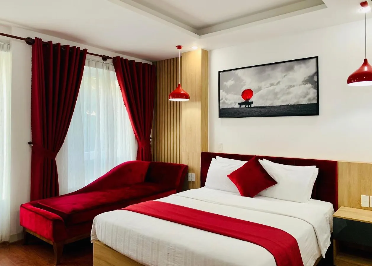 Sunny Beach Hotel & Apartment Da Nang 3*,  Vietnam