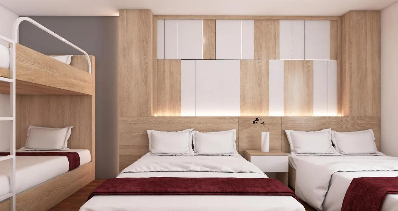 Sunny Beach Hotel & Apartment Da Nang 3*,  Vietnam